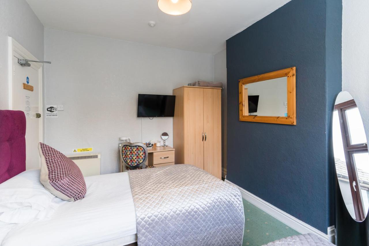 Rooms By Maes Y Mor Town Centre Aberystwyth Exterior photo